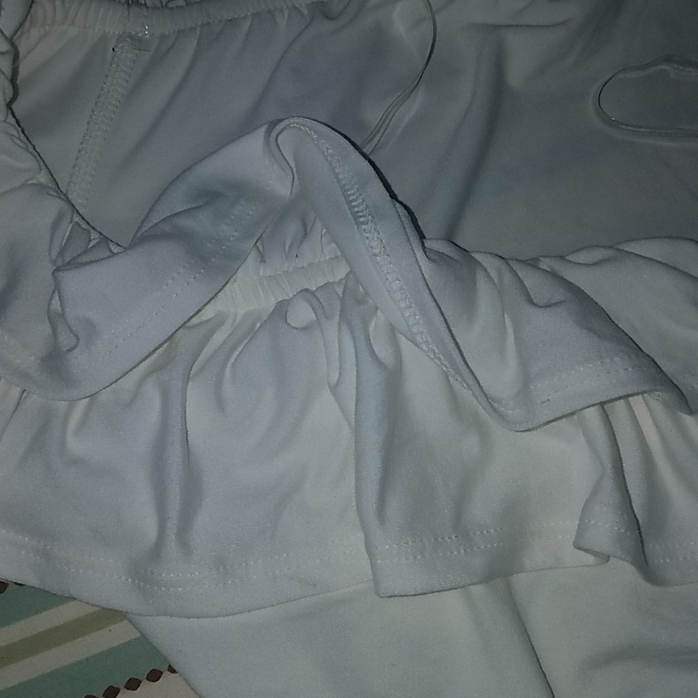 Ruffle collar short sleeve top - Picture 3 of 3